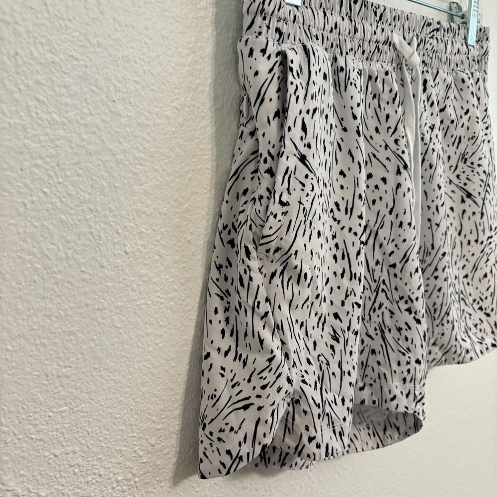 Marika Libby Women's Shorts Pocket Short Small Athletic Running Gym‎ - Picture 3 of 5